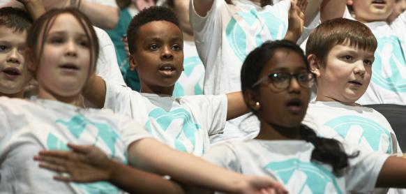 children singing